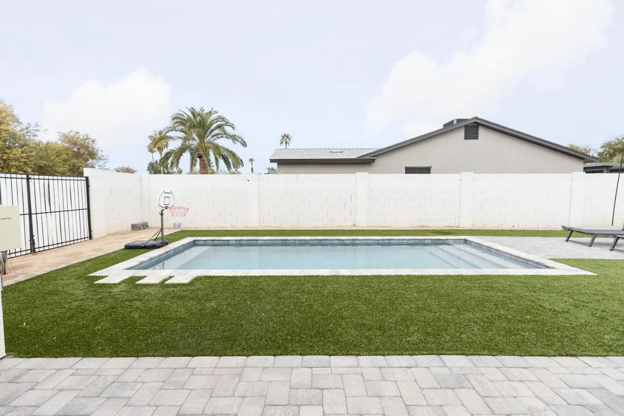 Holiday home Paloma - Modern Scottsdale/Phx Home, Private Pool, Firepit Phoenix United States